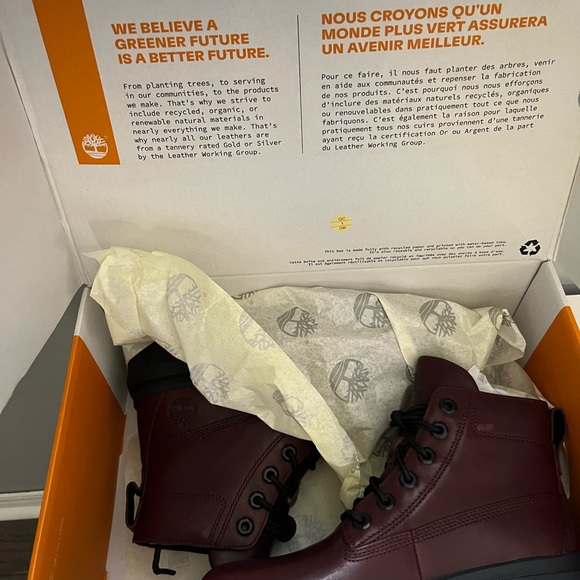 Timberland Burgundy Women's Boots - Picture 3 of 6